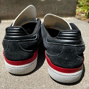 A classic Busenitz in great shape, lots of miles left on these badboys.